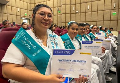 Clausura del Internado de Enfermería Universidad Metropolitana del Ecuador